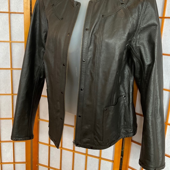 REVERSIBLE - stylish abstract metallic and black leather jacket - Picture 8 of 16